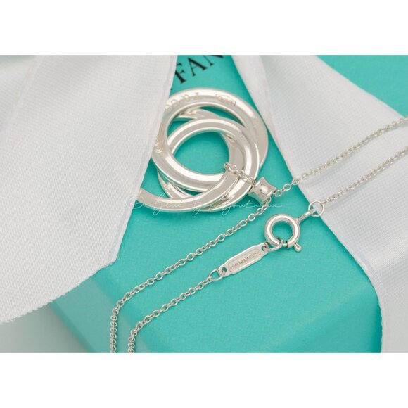 Tiffany & Co. Necklace 1837 Triple Interlocking Circles Pendant in Silver 18" - Picture 3 of 7